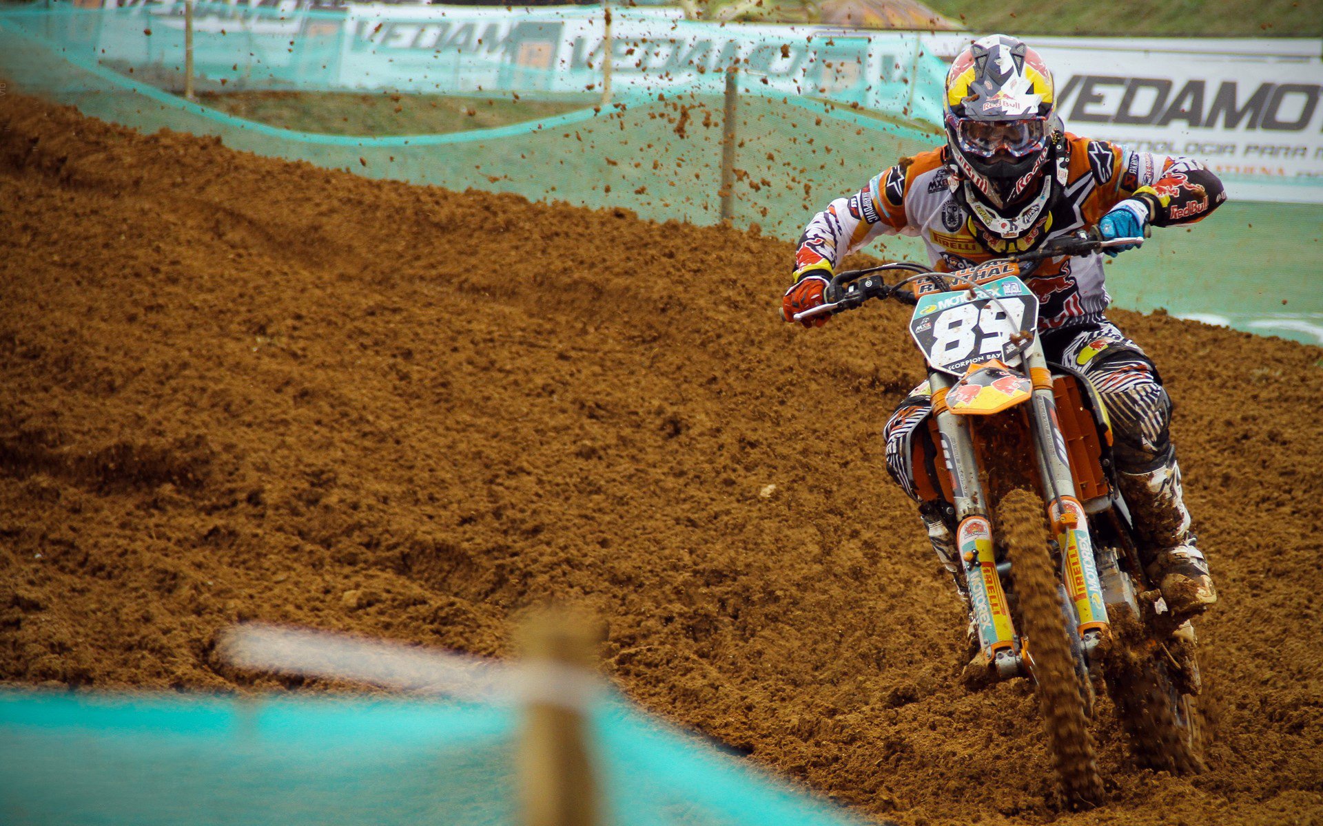 米切尔状态火热，F1年度争冠之夜见证历史唯一性